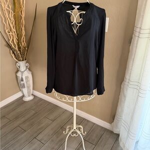 Candie's Black V-Neck Long-Sleeve Blouse